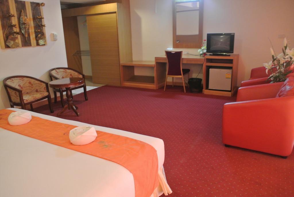 Chaikana Thani Hotel Phatthalung Extérieur photo