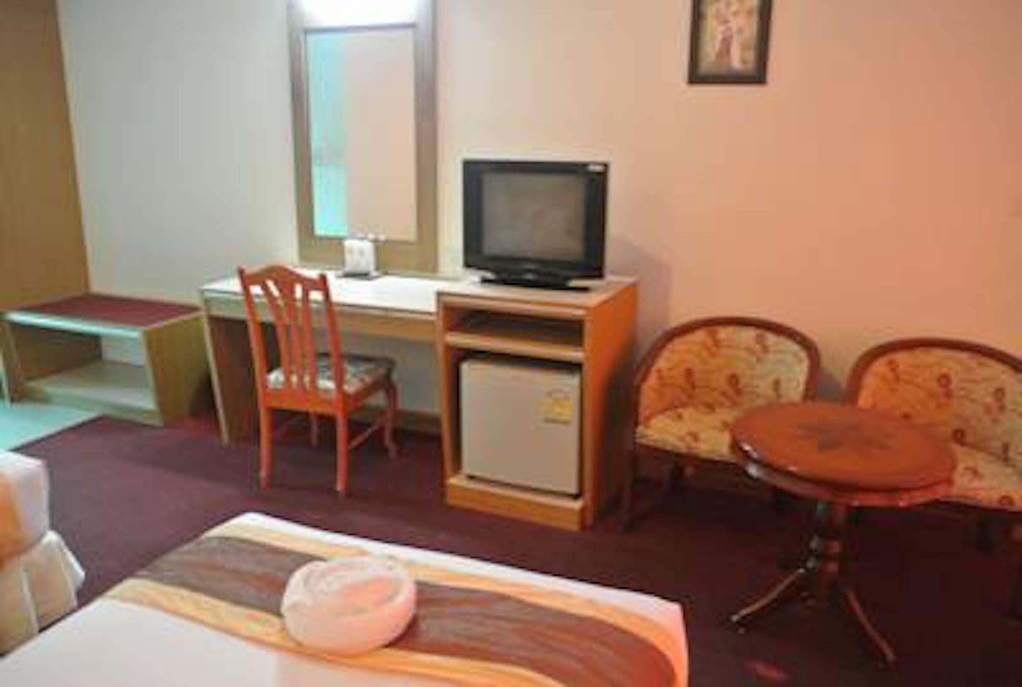 Chaikana Thani Hotel Phatthalung Extérieur photo